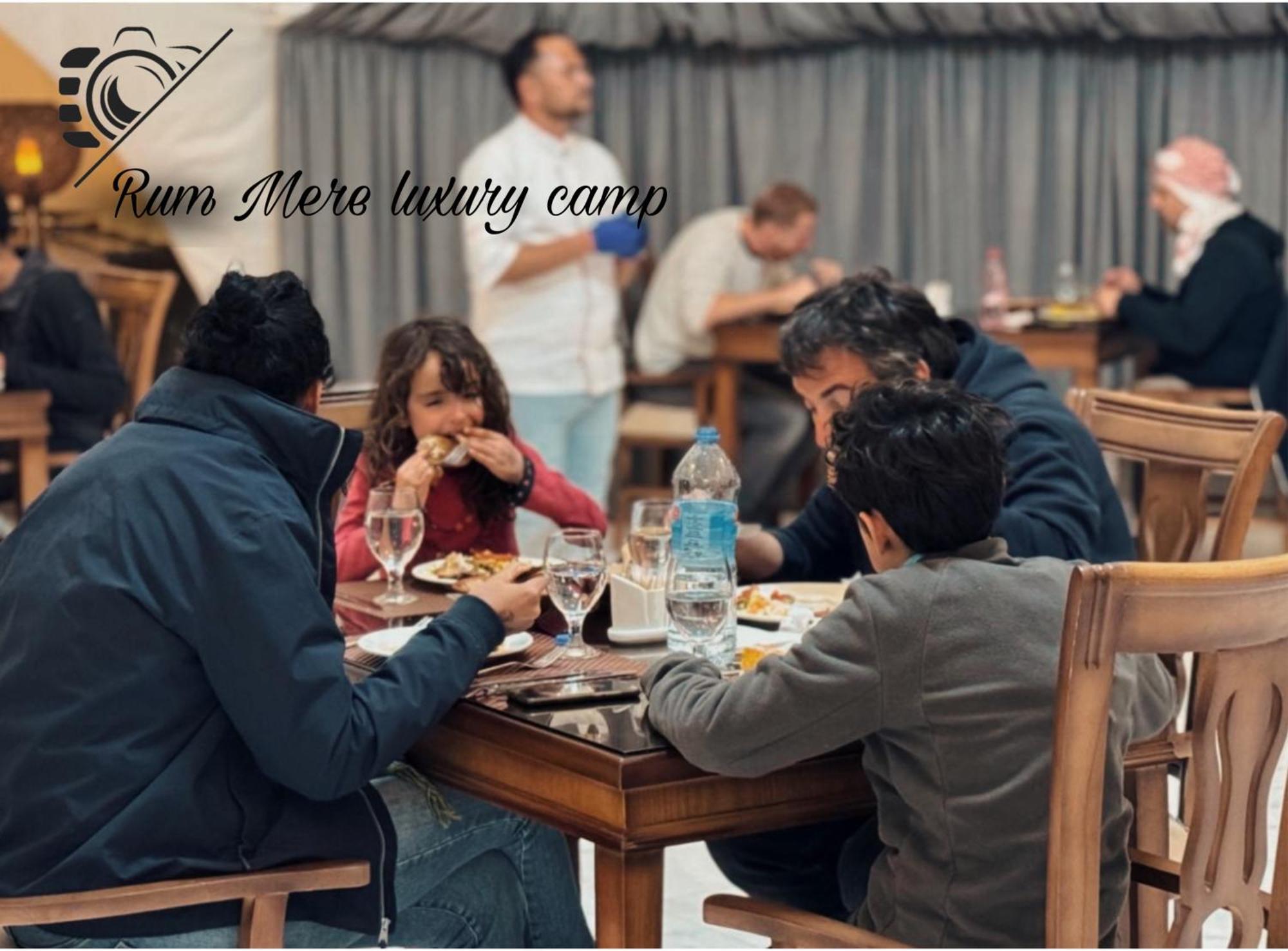Rum Mere Luxury Camp Wadi Rum Buitenkant foto