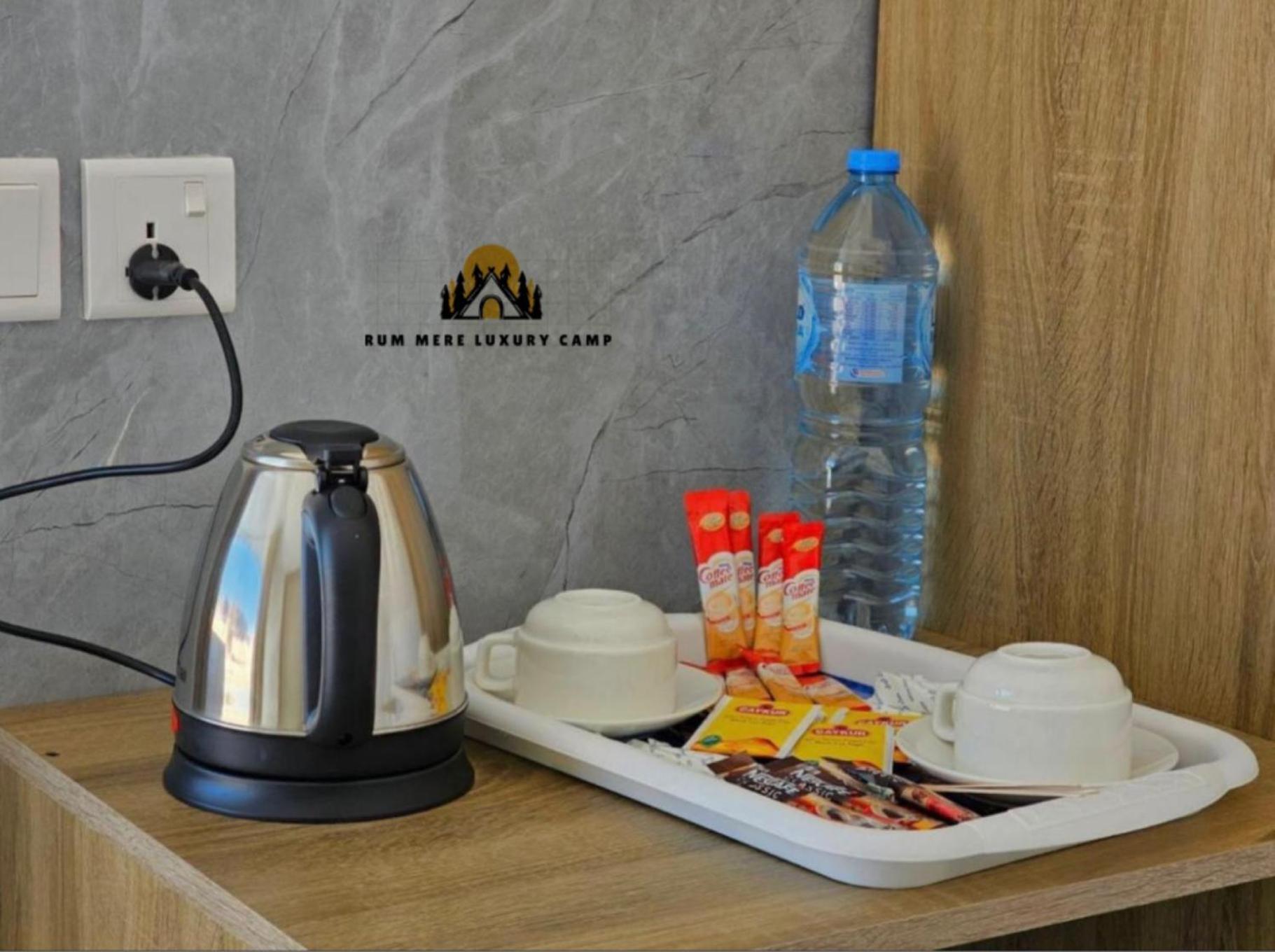 Rum Mere Luxury Camp Wadi Rum Buitenkant foto