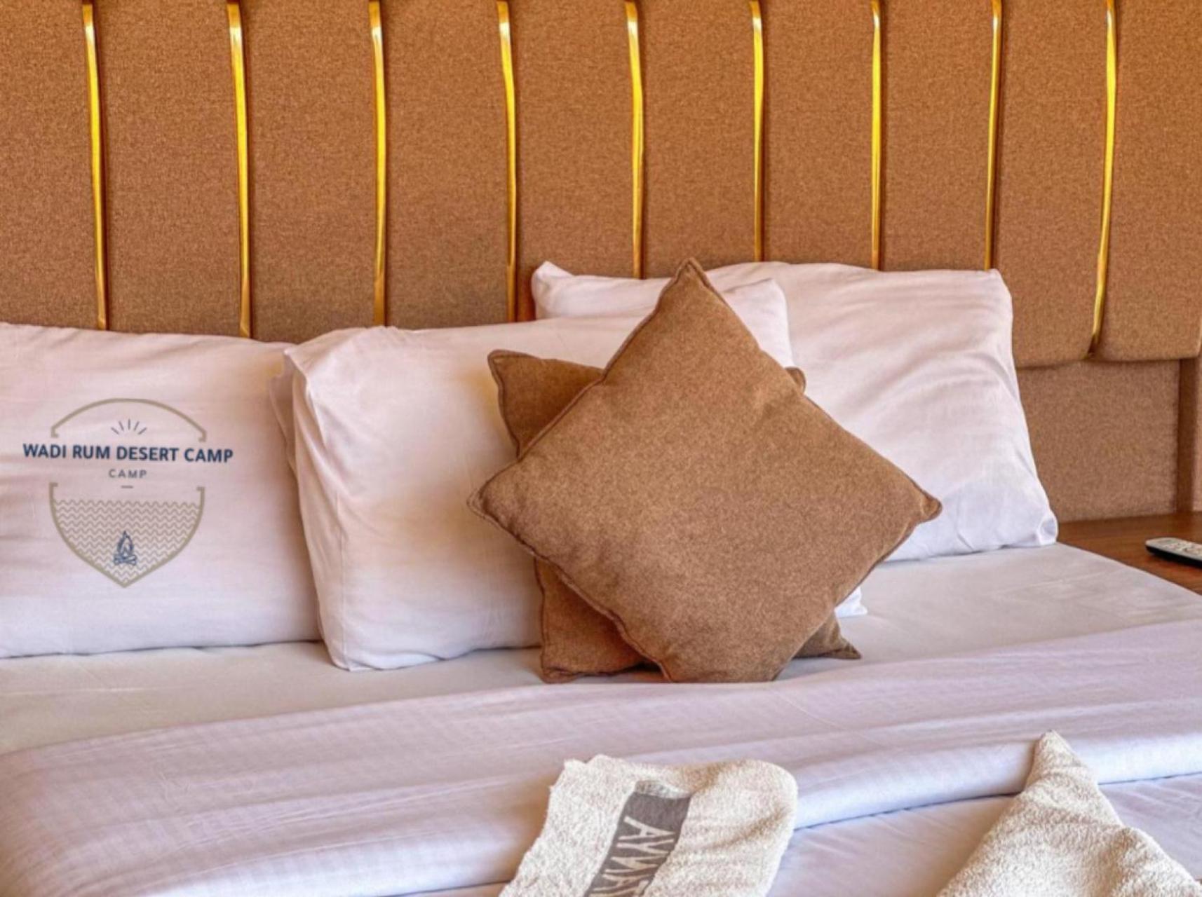 Rum Mere Luxury Camp Wadi Rum Buitenkant foto